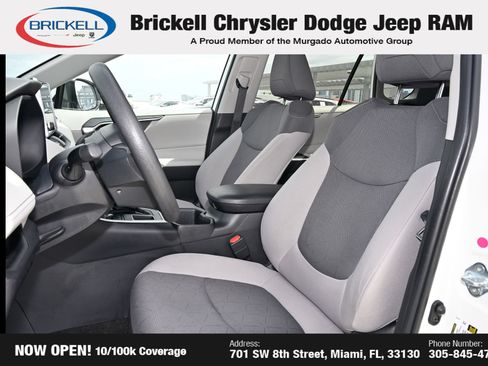 Used 2024 Toyota RAV4 XLE w/ Convenience Package FWD image 6