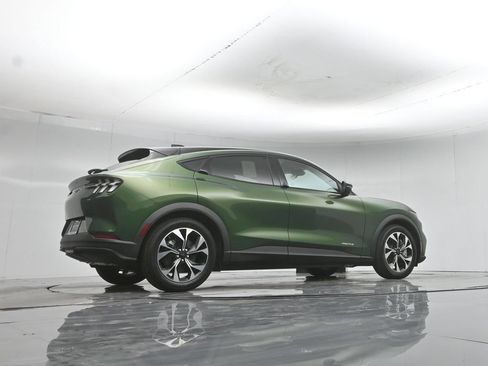 New 2026 Ford Mustang Mach-E Select RWD image 46