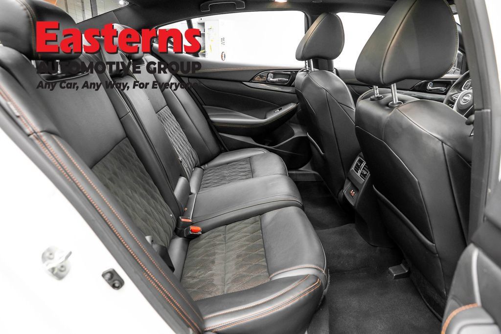 Used 2023 Nissan Maxima SR w/ Sport Mat Group FWD image 26