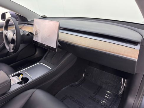 Used 2022 Tesla Model 3 Long Range image 15