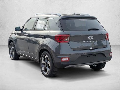 New 2026 Hyundai Venue SEL image 9