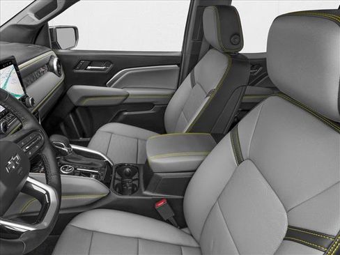 New 2026 Chevrolet Colorado ZR2 w/ Midnight Edition AWD/4WD image 6