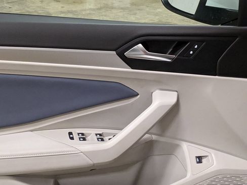 New 2026 Volkswagen Jetta SE image 10