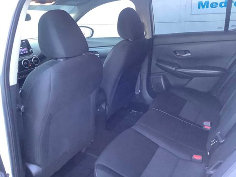 Used 2022 Nissan Sentra SV FWD image 12