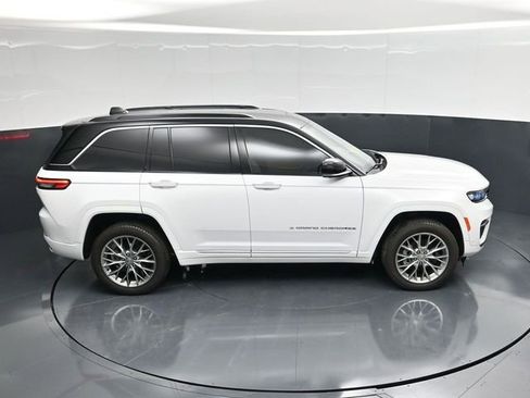 Used 2024 Jeep Grand Cherokee Summit AWD/4WD image 56