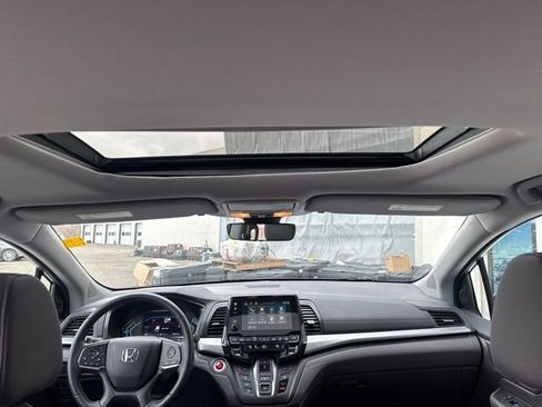 Used 2023 Honda Odyssey EX-L image 24