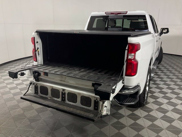 Used 2022 Chevrolet Silverado 1500 LTZ w/ LTZ Premium Package AWD/4WD image 35