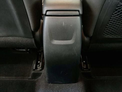 Used 2023 Hyundai Venue SEL FWD image 26