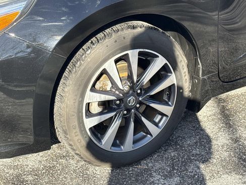 Used 2017 Nissan Altima 2.5 SV image 7