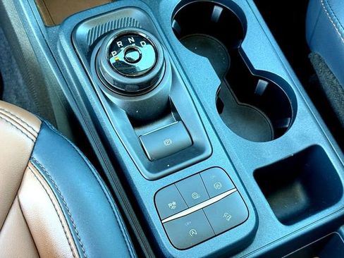 Certified 2023 Ford Maverick Lariat w/ Lariat Luxury Package image 18