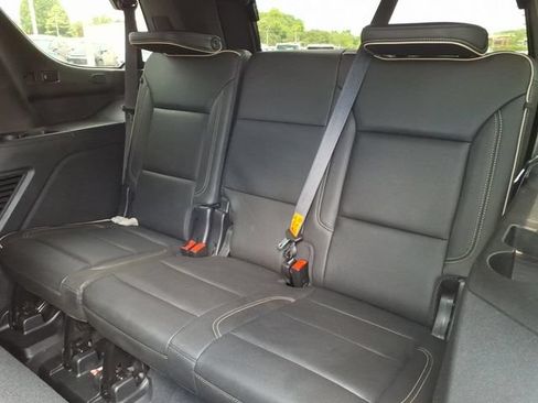 Used 2021 Chevrolet Tahoe Premier AWD/4WD image 15