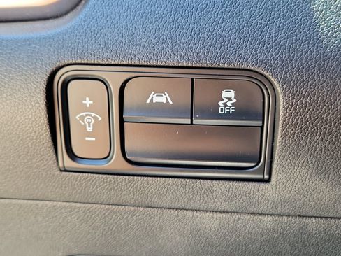 Used 2023 Kia Sorento S w/ Panoramic Sunroof Package FWD image 23