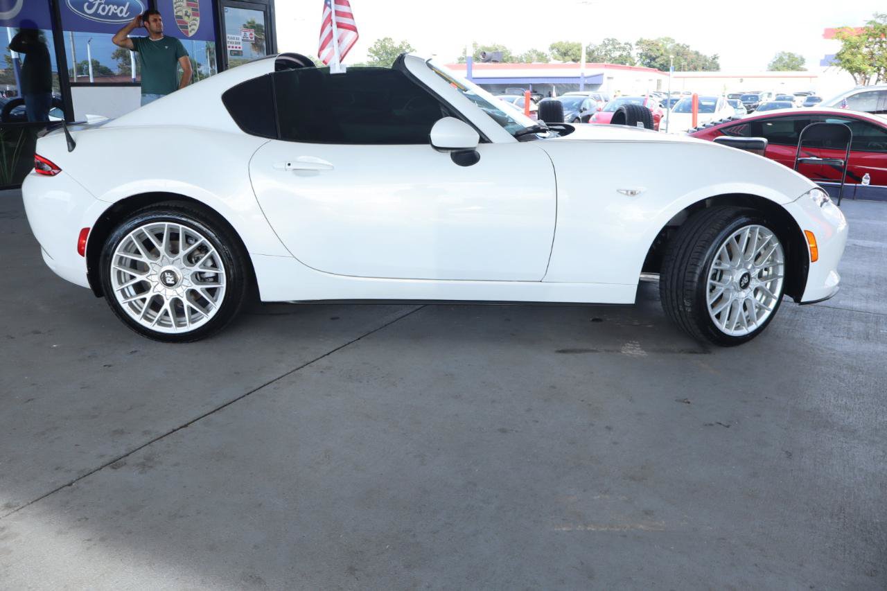 Used 2017 MAZDA MX-5 Miata RF Grand Touring RWD image 6