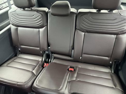 New 2026 Ford Expedition Max Platinum w/ Platinum Ultimate Package image 36