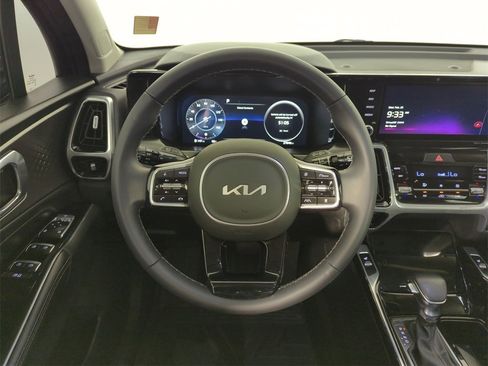 Used 2023 Kia Sorento SX image 17