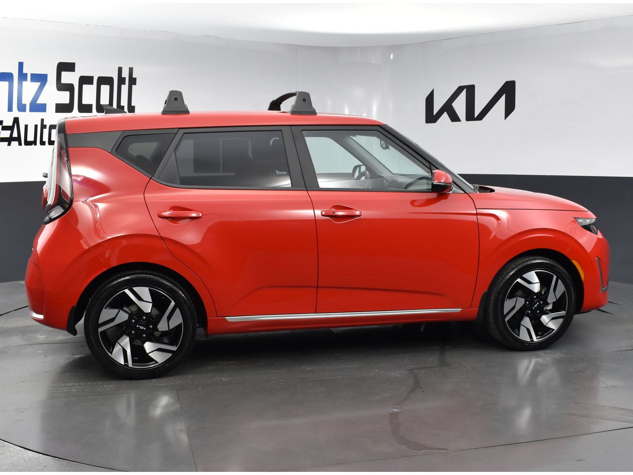 Used 2025 Kia Soul GT-Line FWD image 6