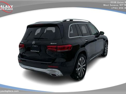 Used 2020 Mercedes-Benz GLB 250 4MATIC image 5