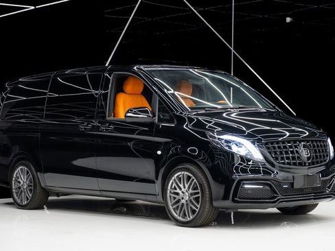 Used 2023 Mercedes-Benz Metris Passenger image 6