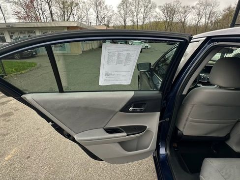 Used 2014 Honda Accord LX image 23