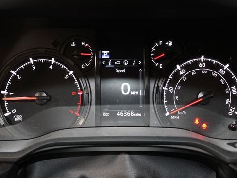 Used 2023 Toyota 4Runner SR5 Premium w/ Moonroof Package image 19