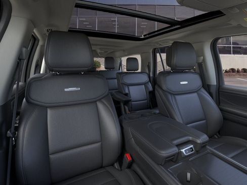 New 2026 Ford Expedition Max Platinum w/ Driver's Package AWD/4WD image 10
