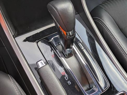 Used 2017 Honda Accord Sport image 21