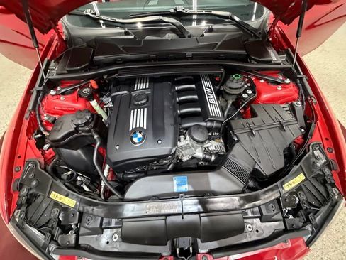 Used 2007 BMW 328i Convertible image 41