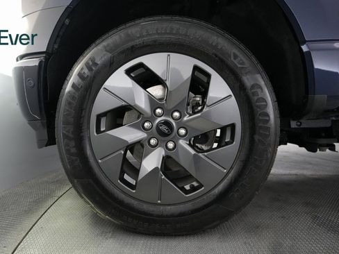 Used 2023 Ford F150 Lightning Lariat w/ Equipment Group 511A High image 13