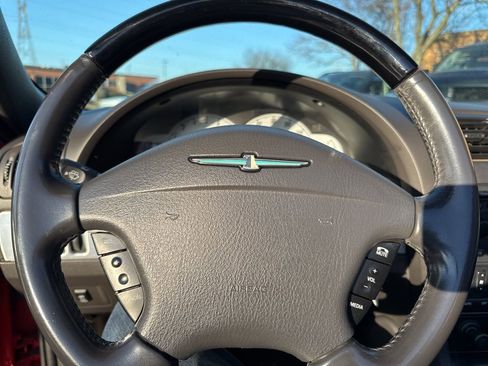Used 2002 Ford Thunderbird image 14