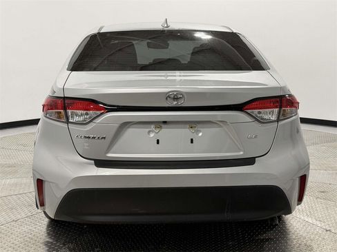 Used 2024 Toyota Corolla LE image 5