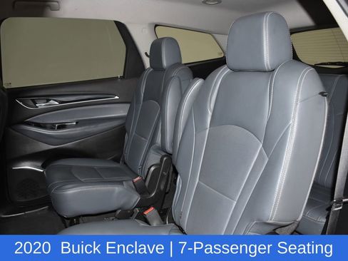 Used 2020 Buick Enclave Essence image 25