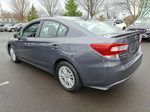 Used 2018 Subaru Impreza 2.0i Premium image 4