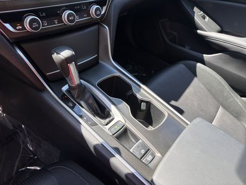 Used 2019 Honda Accord LX image 21
