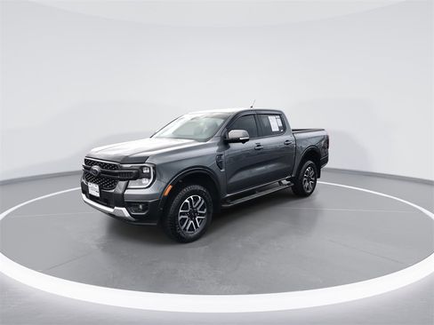 Used 2024 Ford Ranger Lariat w/ Advanced Towing Package image 4