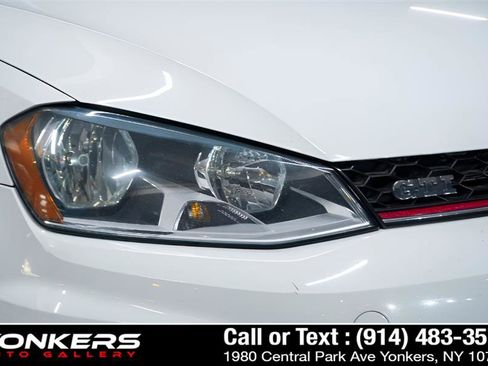 Used 2017 Volkswagen GTI S image 27