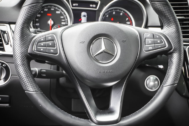 Used 2019 Mercedes-Benz GLE 400 4MATIC image 13