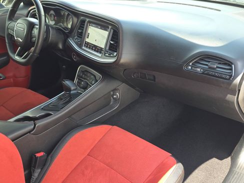 Used 2022 Dodge Challenger R/T Scat Pack RWD image 16