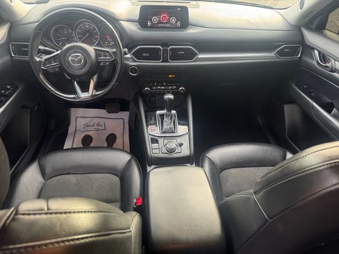 Used 2019 MAZDA CX-5 Touring image 17