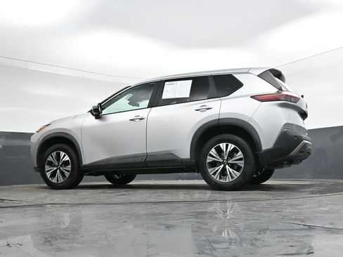 Used 2023 Nissan Rogue SV image 33