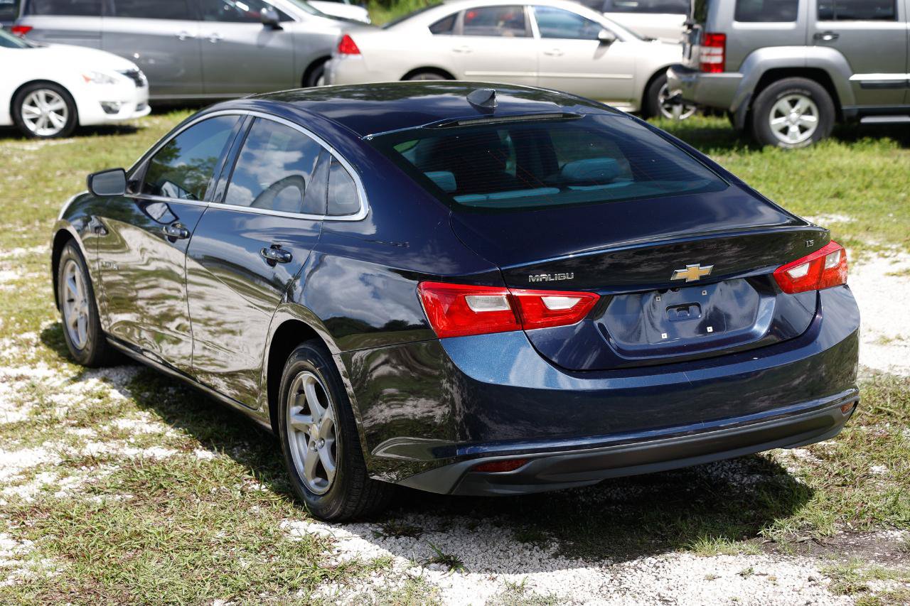 Used 2016 Chevrolet Malibu LS FWD image 5