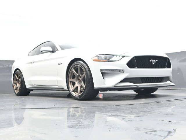 Used 2020 Ford Mustang GT w/ GT Performance Package RWD image 29