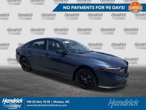 Used 2025 Honda Accord SE image 1