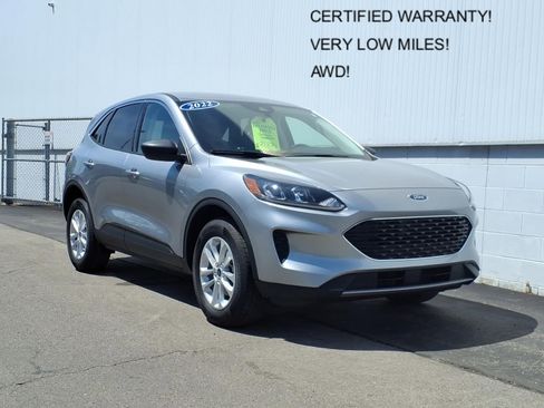 Certified 2022 Ford Escape SE w/ Convenience Package AWD/4WD image 1