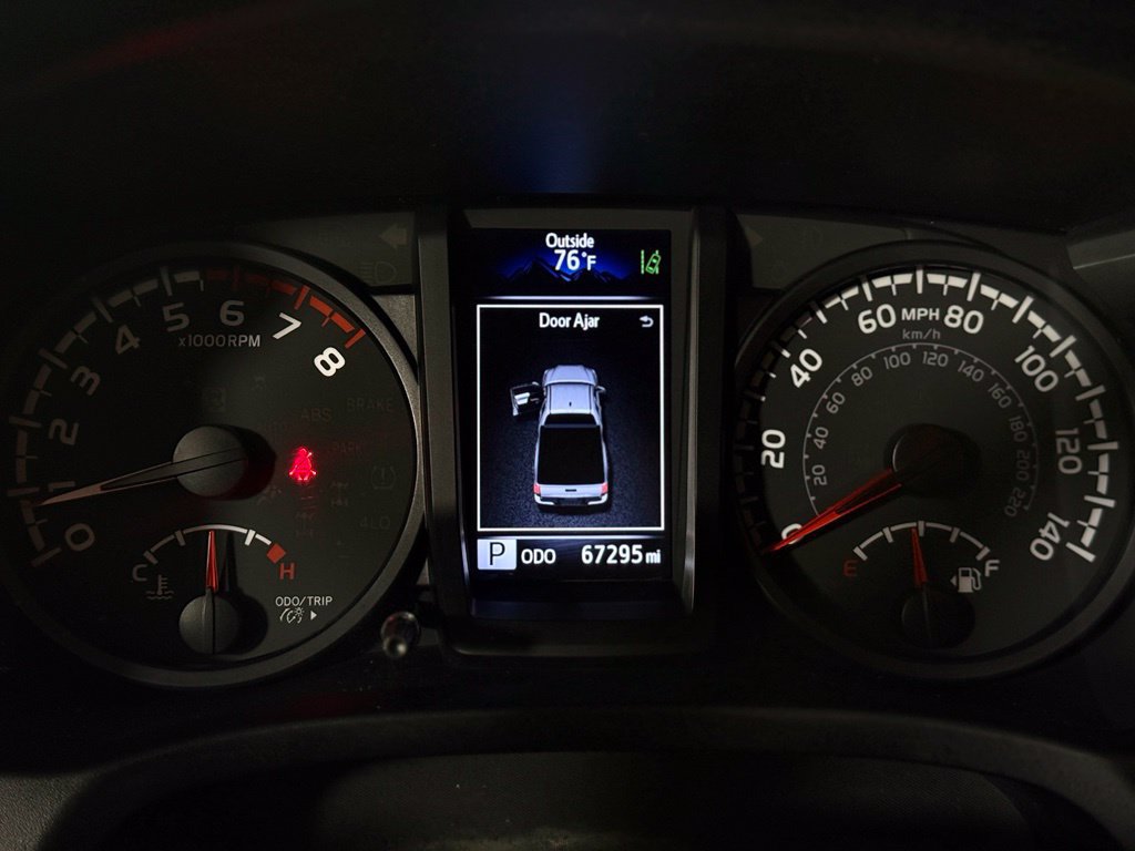 Used 2023 Toyota Tacoma SR RWD image 14