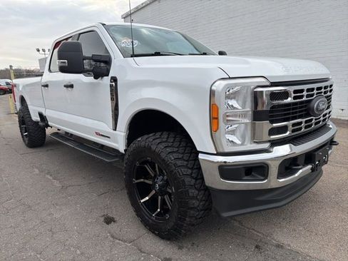 Used 2023 Ford F250 XL w/ 360-Degree Camera Package image 8