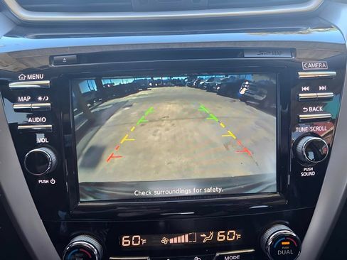 Used 2016 Nissan Murano SV FWD image 24