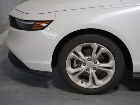 Used 2025 Honda Accord LX image 5