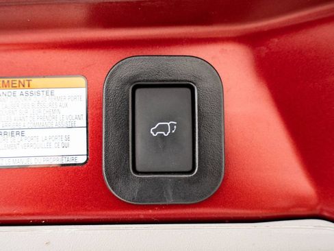 Used 2020 Toyota Sienna XLE FWD image 22