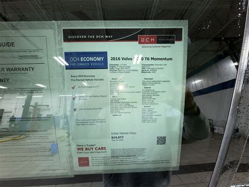 Used 2016 Volvo XC90 T6 Momentum w/ Momentum Plus Package image 13