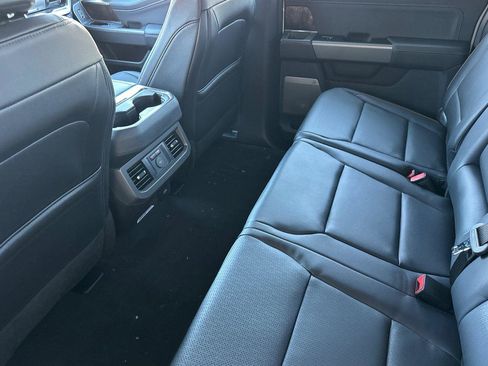 New 2026 Ford F250 Lariat w/ Lariat Premium Package image 9